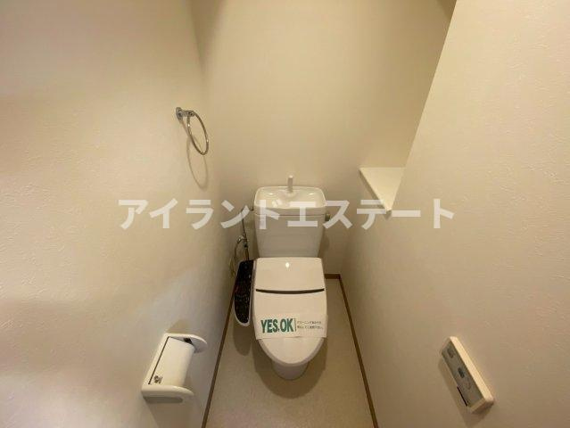 WISTERIA KOMAZAWA　床暖房　免震構造　駅近　バイク置場のトイレ