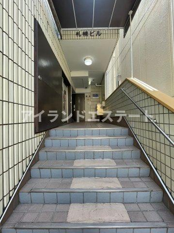 札幌ビル　駅近　最上階　角部屋のロビー