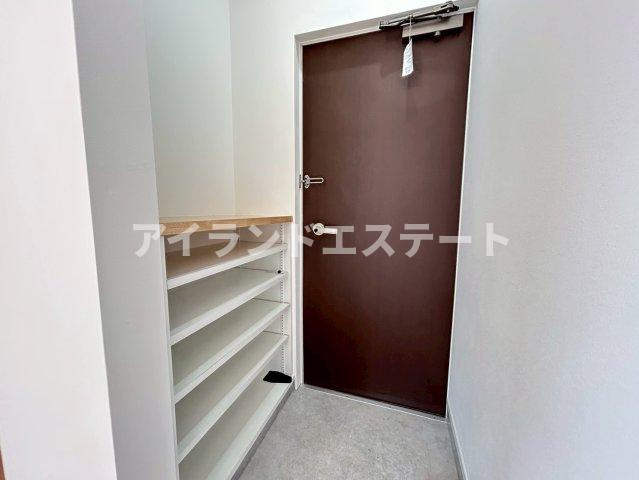 ハウス松下　駅近　最上階　リノベーション済み　の玄関