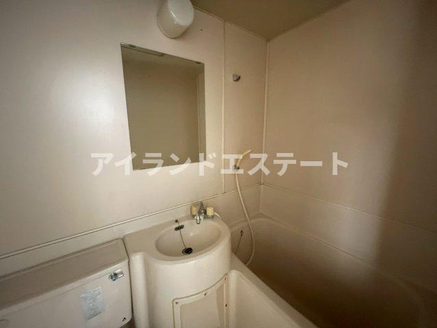 バロン野沢　陽当たり良好　通風良好　学生さんおすすめの浴室