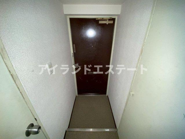 ハイネス池尻藤山ビル　事務所・倉庫等の使用のみ可の玄関