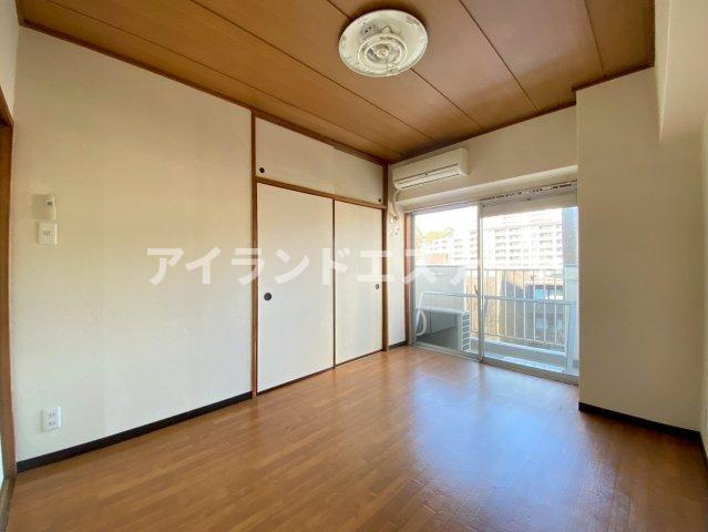 ハイネス池尻藤山ビル　事務所・倉庫等の使用のみ可の内装