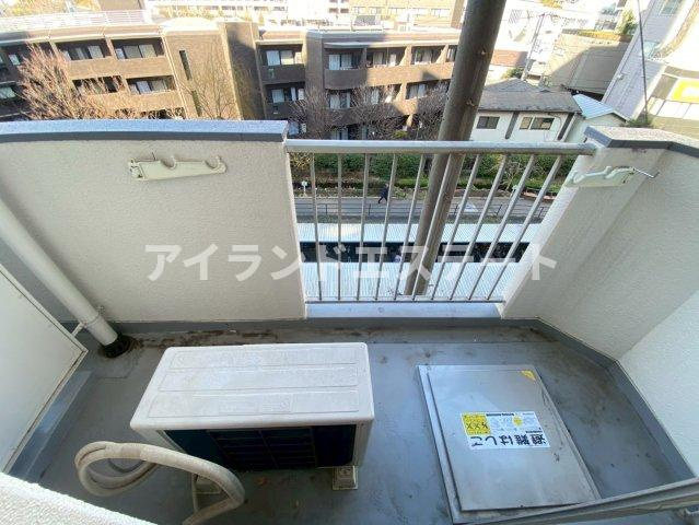 ハイネス池尻藤山ビル　事務所・倉庫等の使用のみ可のバルコニー