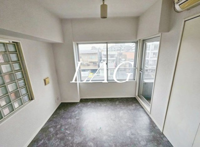 【居間・リビング】 | ブライズ東新宿 | 洋室のお部屋です。