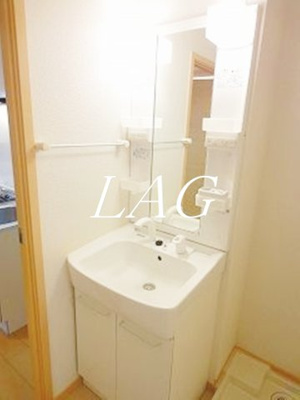 【洗面所】 | ルート | 洗面台です。
