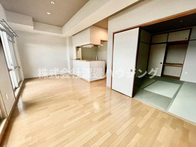 プロムナード豊中の居間・リビング