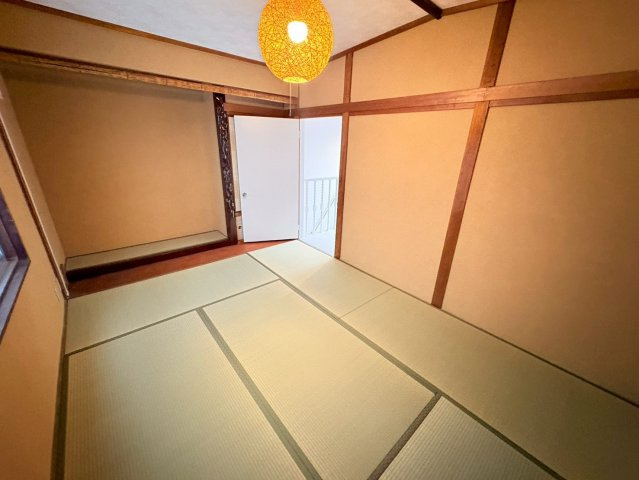 深江南町貸戸建の和室