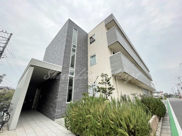 藤沢市羽鳥１丁目の賃貸マンションの外観