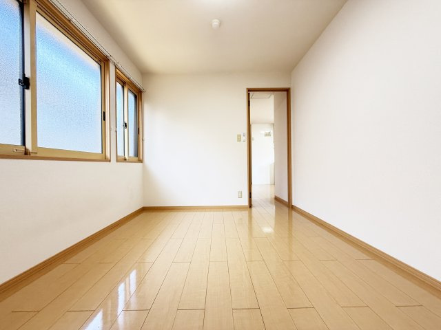 ソシアドミール A棟の洋室