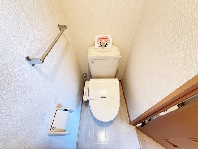 ソシアドミール A棟のトイレ