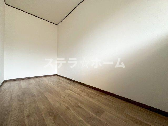 横堤5 中古戸建の洋室|きれいな洋室です