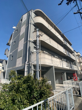 敷地内に駐輪場があります♪