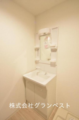 【独立洗面台】 | 築浅アパート　京急本線「南太田」駅　徒歩6分　６.４９％