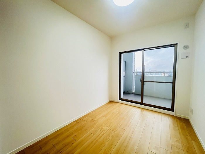 【仲介手数料無料／南区】バンベールラフィネ道徳の洋室
