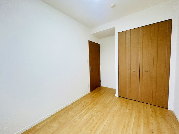 【仲介手数料無料／南区】バンベールラフィネ道徳の洋室