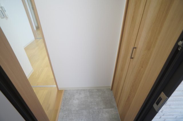 クレアール小泉東ＩＩＩの玄関