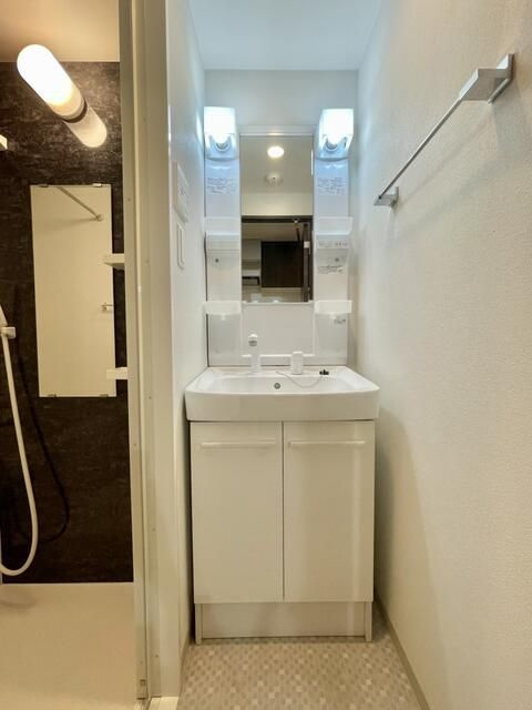 ジェノヴィア練馬高野台スカイランの独立洗面台