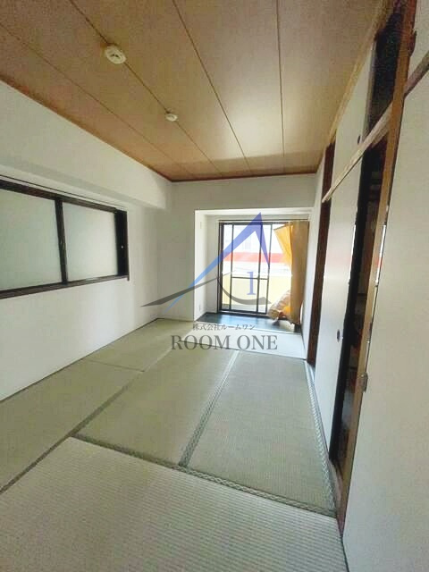 プラーズ元浅草の内装