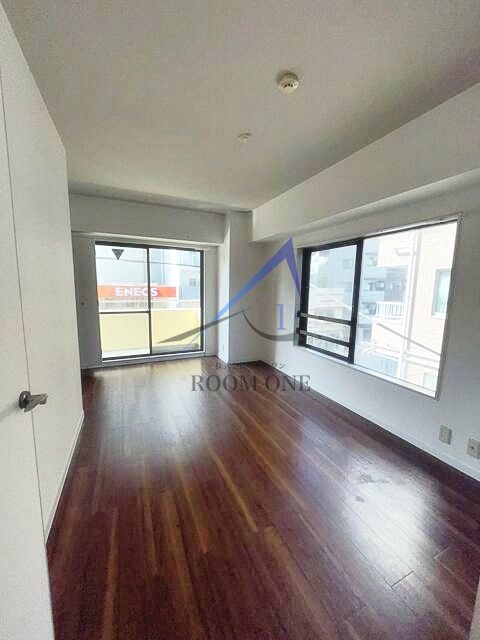 プラーズ元浅草の居間・リビング|洋室のお部屋です。