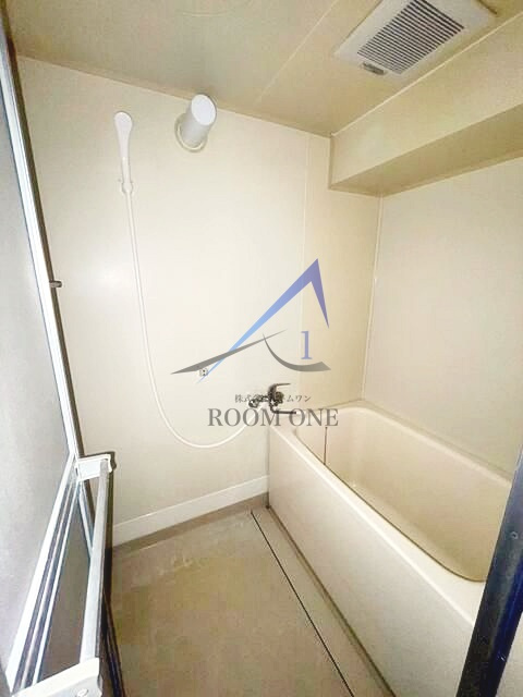 プラーズ元浅草の浴室|お風呂です。