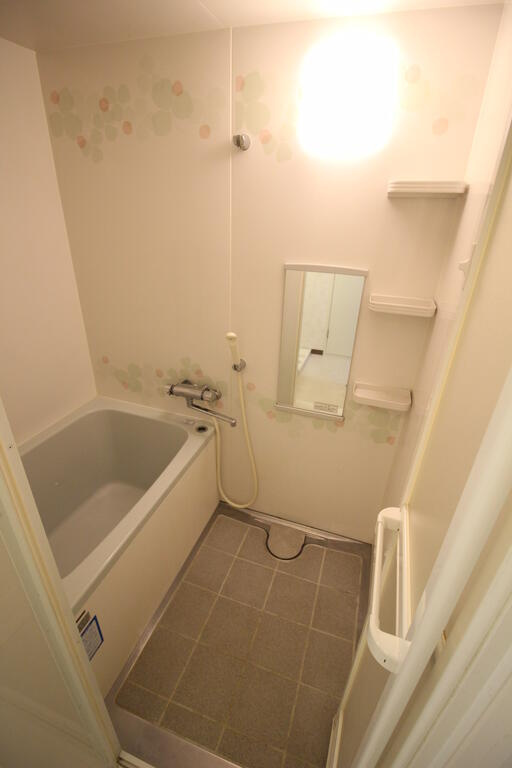 カルチェ六甲台の浴室