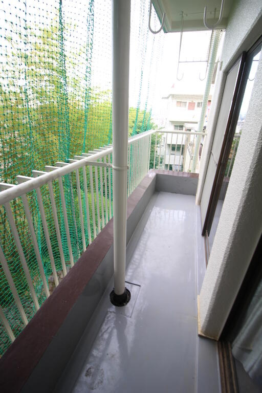 カルチェ六甲台のバルコニー