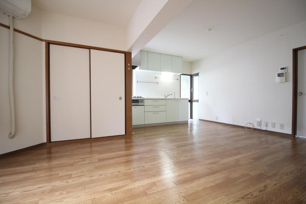 カルチェ六甲台の居間・リビング