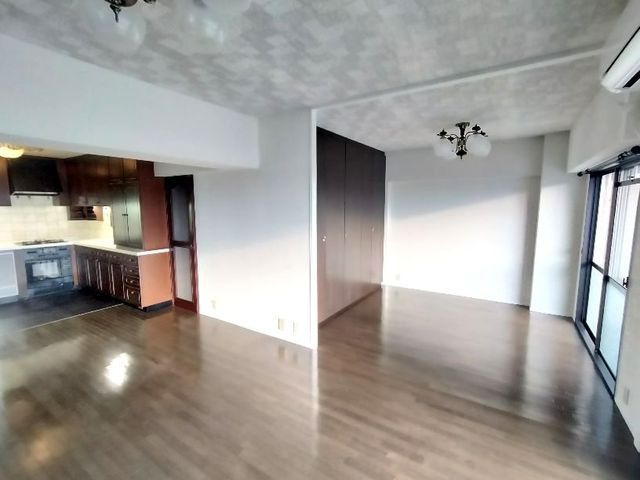 芦屋緑1住宅の居間・リビング