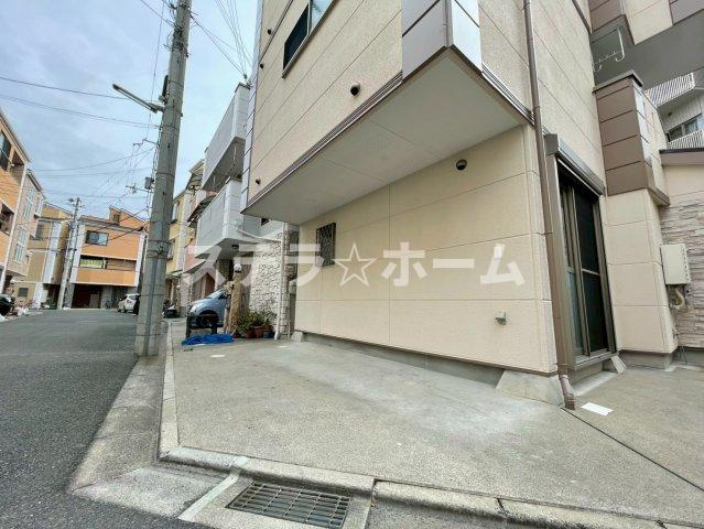 北江口4 中古戸建の駐車場|駐車スペースもあります