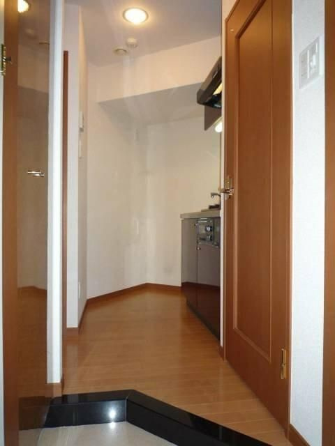 ガラ・シティ高田馬場の玄関