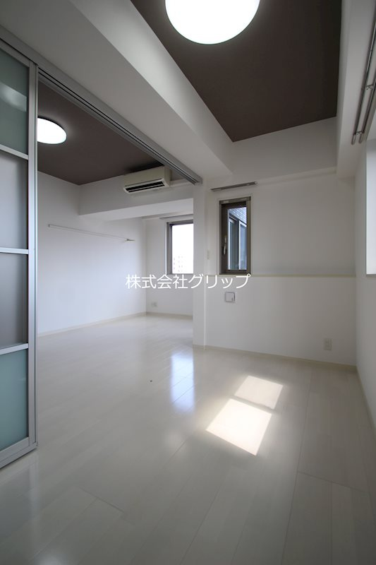 エフ・パークレジデンス東神奈川の洋室