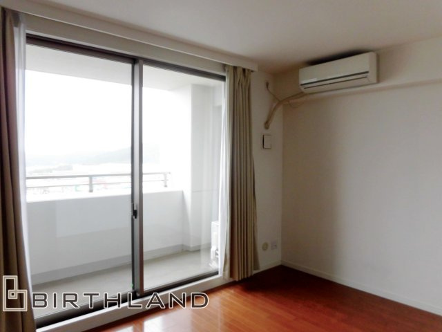 中古マンション　サンデュエル新白河Ⅴ　オーナーチェンジの居間・リビング|入居前当時の写真です。現況とは異なります。