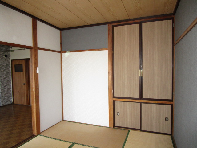 コーポ中西の和室