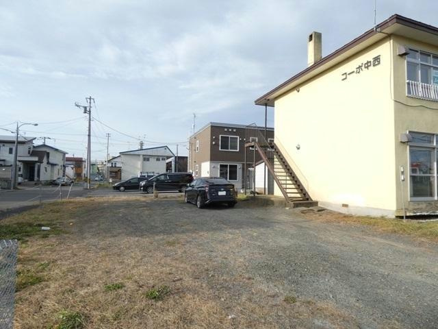 コーポ中西の駐車場