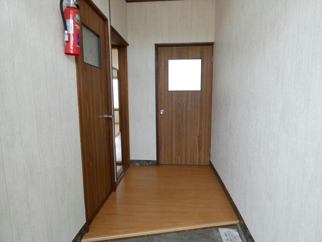 コーポ中西の玄関