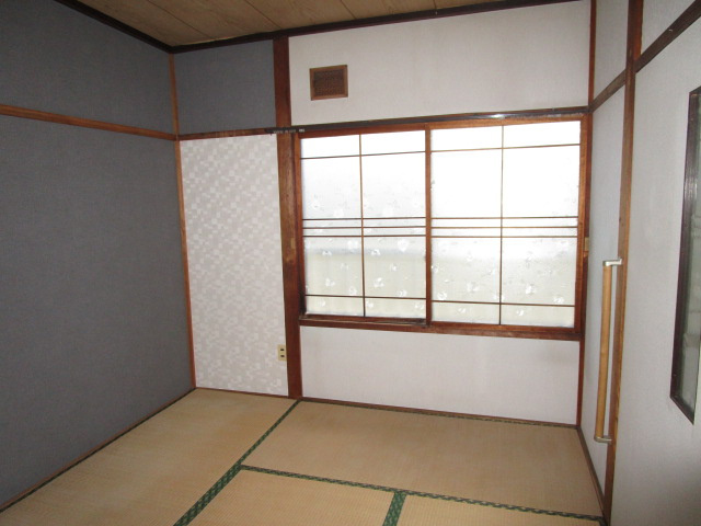 コーポ中西の和室