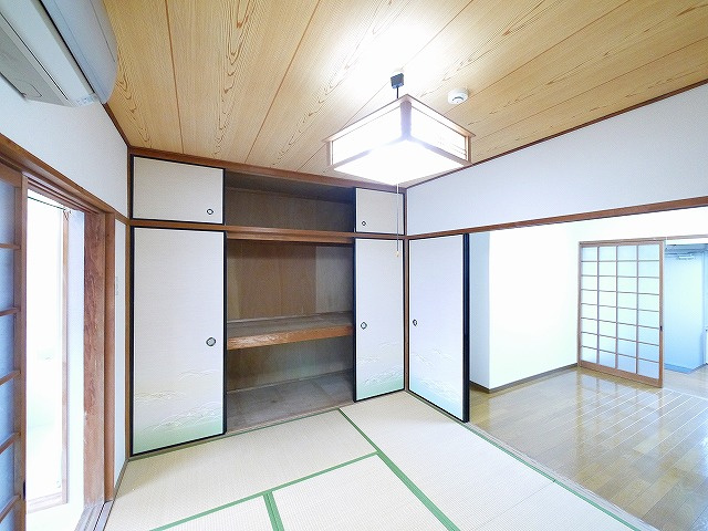 グランコートⅡ番館の和室|柔らかい畳が心地よい和室