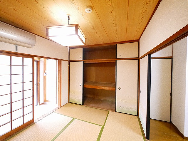 グランコートⅡ番館の和室|ゆったりとくつろげる和室です