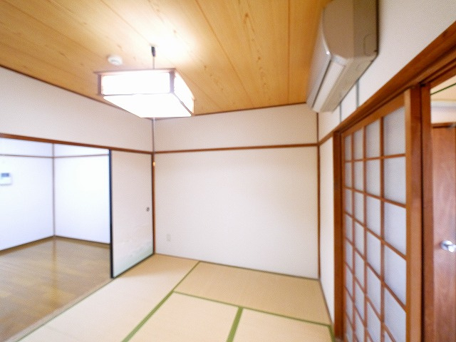 グランコートⅡ番館の和室|来客時にも便利な和室付き