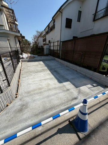 フェニックスの駐車場