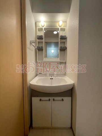 桜レジデンシャルの洗面所|コンパクトで使いやすい洗面所