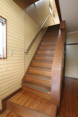 【その他】 | 小塩町貸家 | 階段
