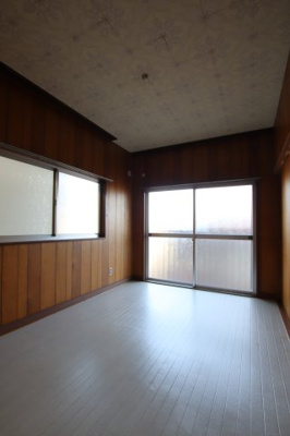 【洋室】 | 小塩町貸家