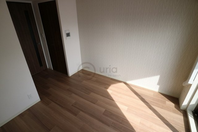 プレサンス神戸元町ミューズの居間・リビング