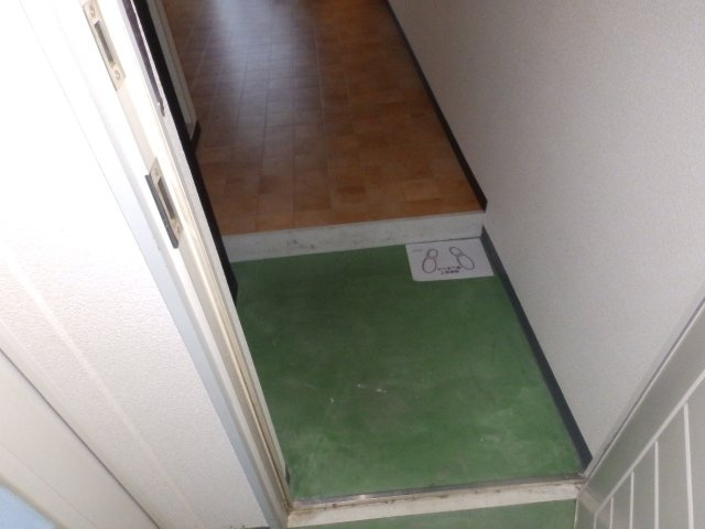 篠原ヒルズコートの玄関