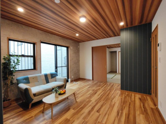 【居間・リビング】 | 千葉市稲毛区作草部町　中古戸建