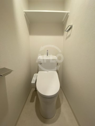 プレサンス立売堀ベルヴィルのトイレ|プレサンス立売堀ベルヴィル　温水洗浄便座