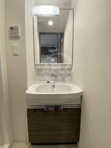 プレサンス立売堀ベルヴィルの独立洗面台|プレサンス立売堀ベルヴィル　独立洗面台