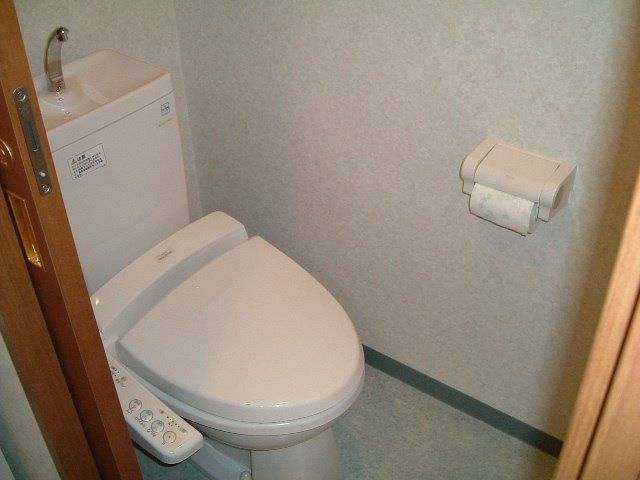 アンベリール新宿のトイレ