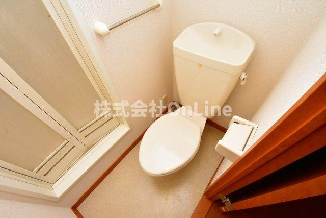 レオパレスリーザ美園のトイレ